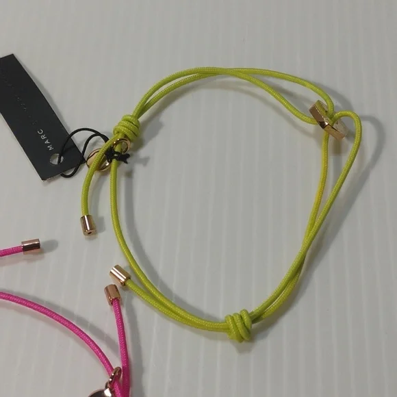 PICK ONE NEW WITH TAGS MARC BY MARC JACOBS BRACELETS EACH RETAILS $38 - Picture 5 of 6
